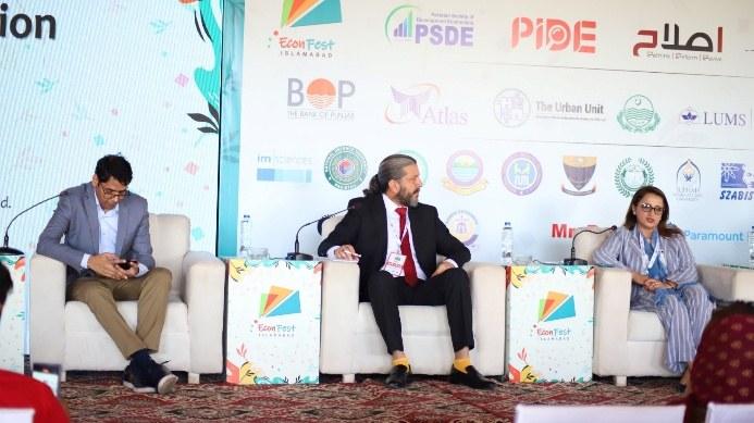 Fauzia Rizwan speaking on urban regeneration at EconFest Islamabad, October 2024